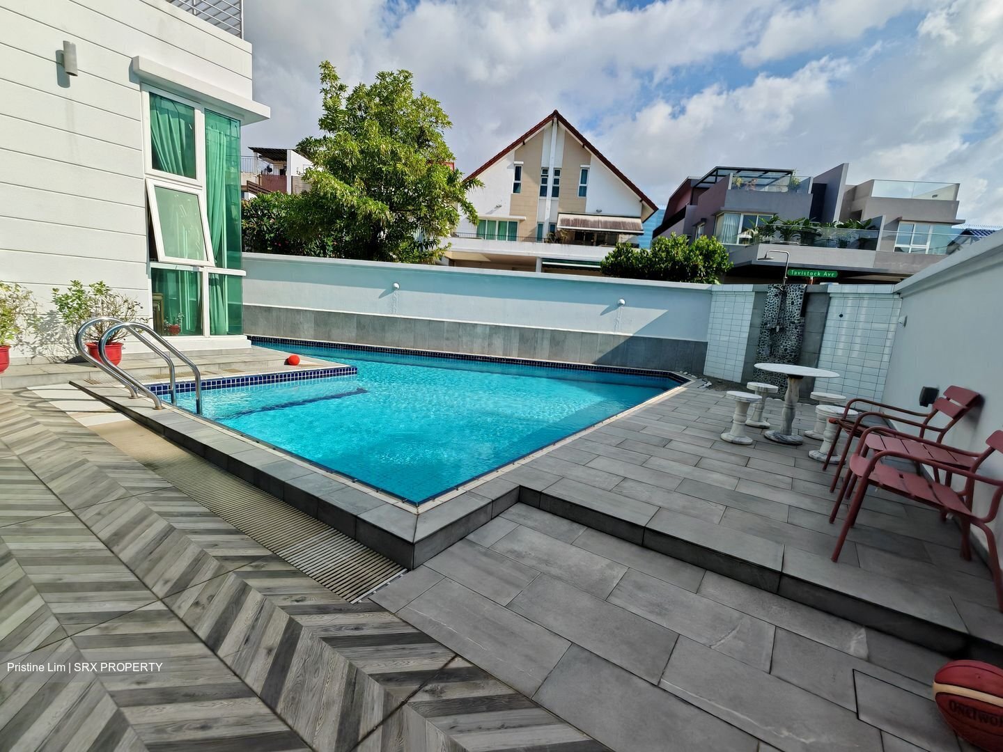 Serangoon Garden Estate (D19), Terrace #479485761